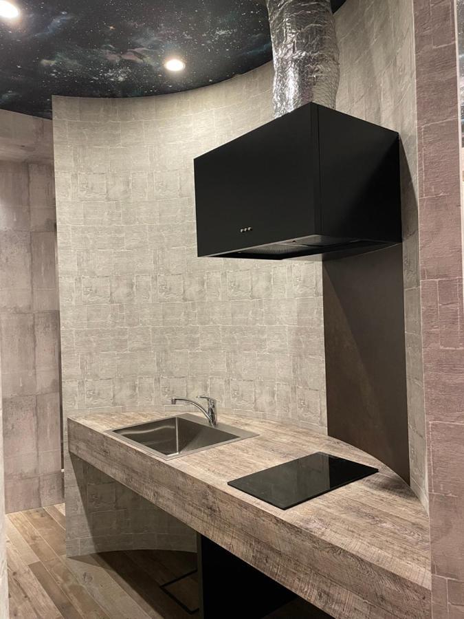 Wolf Pack Apartment 1001 Осака Екстер'єр фото
